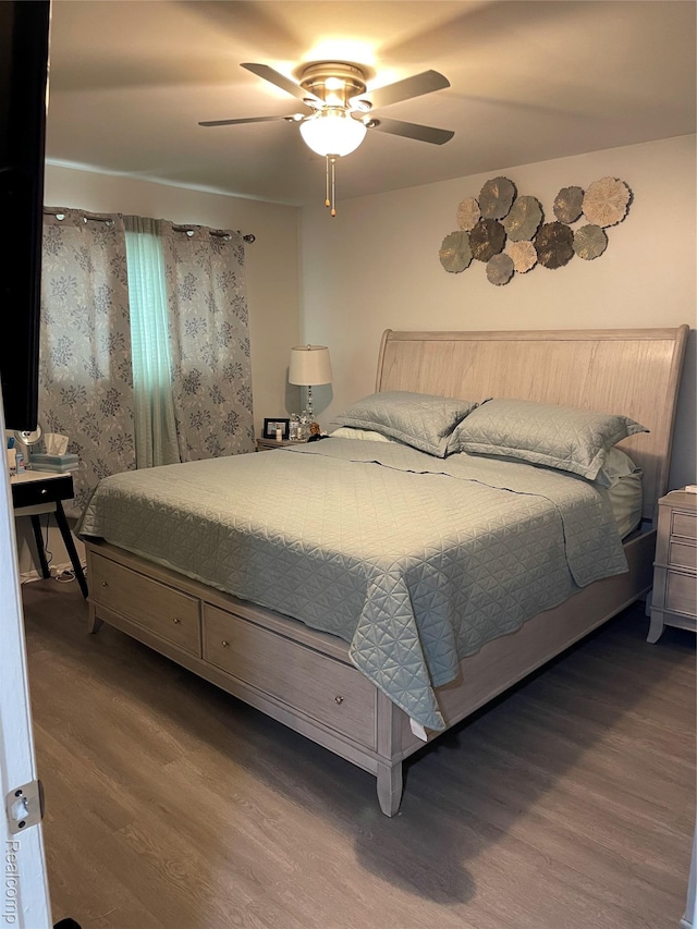 1808 Henbert, West Bloomfield, MI 48324 - bedroom with dark wood finished floors and ceiling fan
