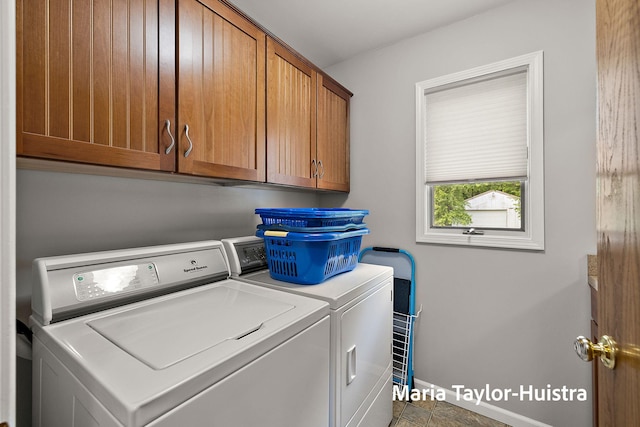 10130 64th Ave, Allendale, MI 49401 - washroom with separate washer and dryer, cabinet space, and baseboards