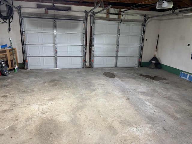 814 N Lakeview Ave, Sturgis, MI 49091 - garage featuring a garage door opener