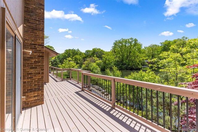 2211 Shore Hill Dr, West Bloomfield, MI 48323 - photo 25
