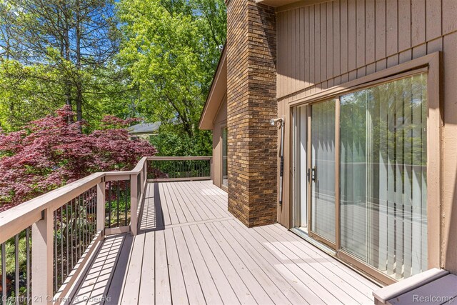 2211 Shore Hill Dr, West Bloomfield, MI 48323 - photo 26