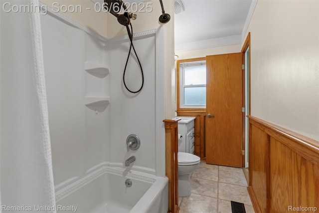 569 Lyon Blvd, South Lyon, MI 48178 - full bath with shower / bath combo, a wainscoted wall, and toilet