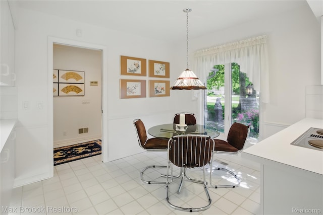 1816 Ledbury Dr, Bloomfield Hills, MI 48304 - dining room with tile patterned flooring
