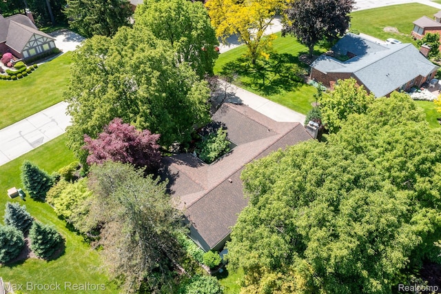 1816 Ledbury Dr, Bloomfield Hills, MI 48304 - aerial view of residential area