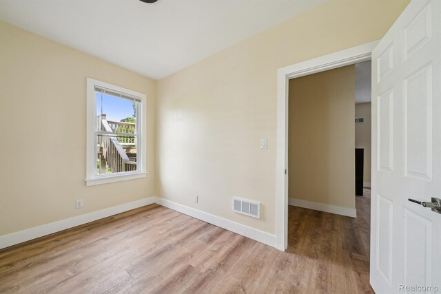 4222 Cadillac Blvd, Detroit, MI 48214 - photo 13