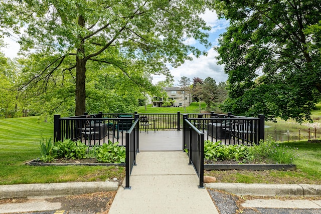 2125208 Nature Cove Ct, Ann Arbor, MI 48104 - view of community with concrete driveway