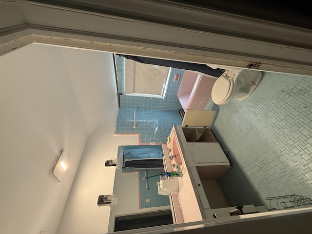 21338 Orchard Lake Rd, Farmington Hills, MI 48336 - view of bathroom