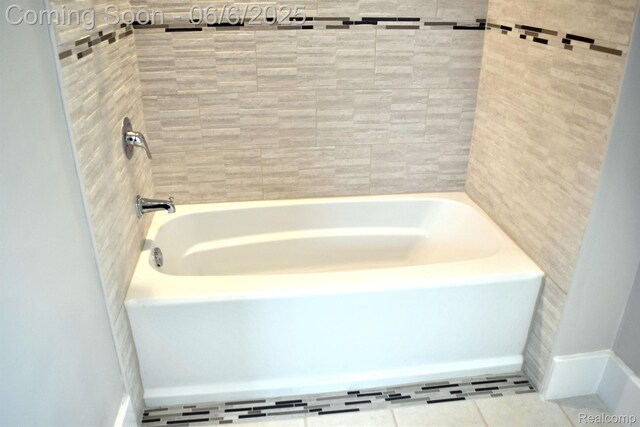 2054 Edison St, Detroit, MI 48206 - full bath with tile patterned floors and bathtub / shower combination