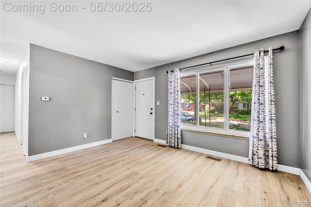 7278 Superior, Center Line, MI 48015 - foyer with baseboards and wood finished floors