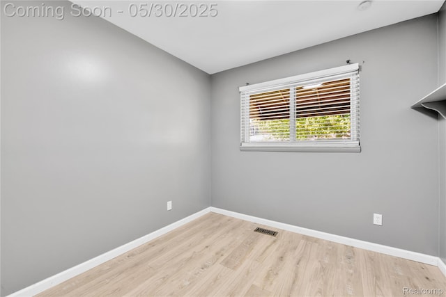 7278 Superior, Center Line, MI 48015 - spare room featuring wood finished floors and baseboards