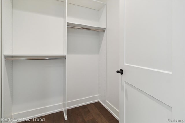 2911 Walsh Dr, Rochester Hills, MI 48309 - view of closet