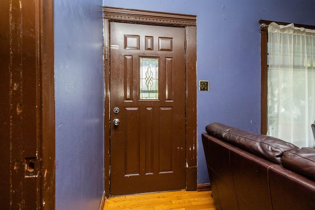 323 Northbound Gratiot Ave, Mount Clemens, MI 48043 - entrance foyer with light wood finished floors