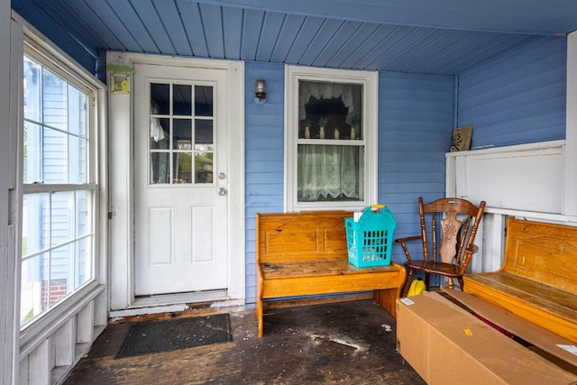 323 Northbound Gratiot Ave, Mount Clemens, MI 48043 - entrance to property featuring a porch