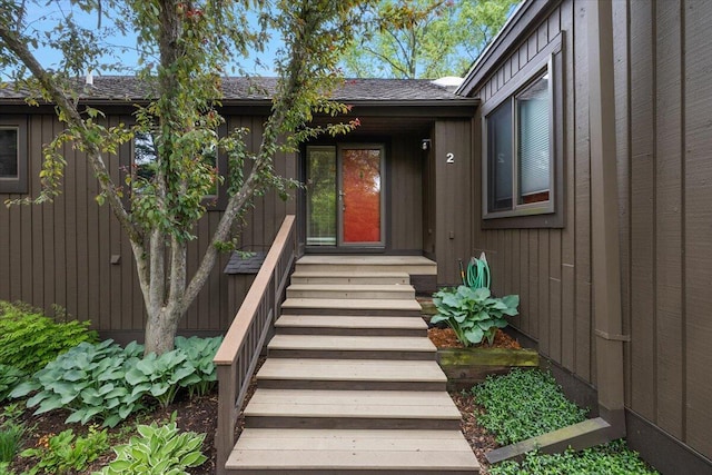 2 Eastbury Ct, Ann Arbor, MI 48105 - view of property entrance