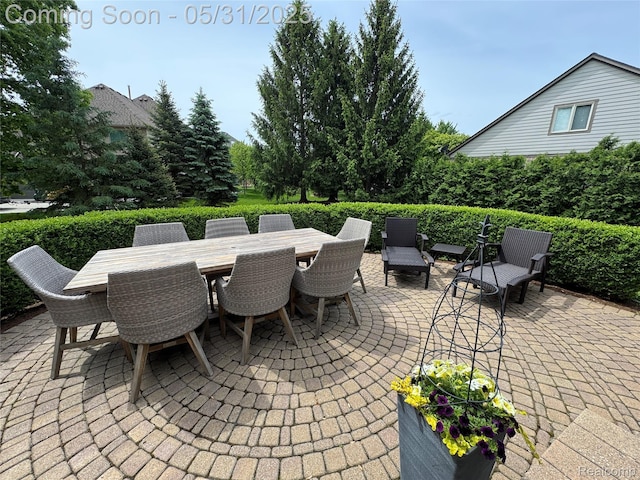 7348 William Dr, Shelby Twp, MI 48316 - view of patio / terrace with outdoor dining area