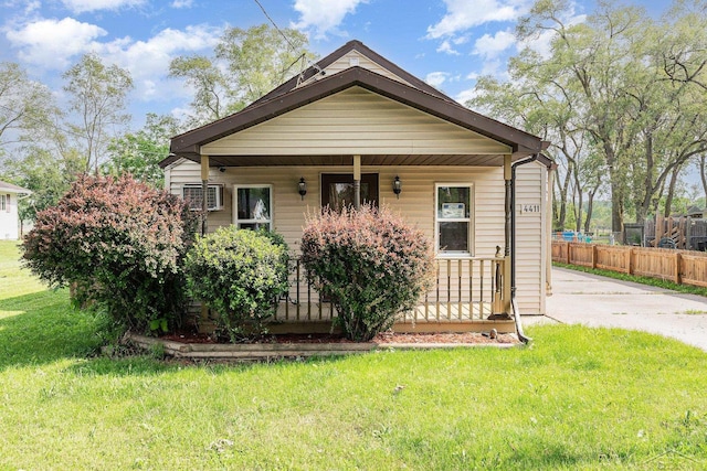 4411 W Michigan Ave, Saginaw, MI 48638 - shotgun-style home with covered porch