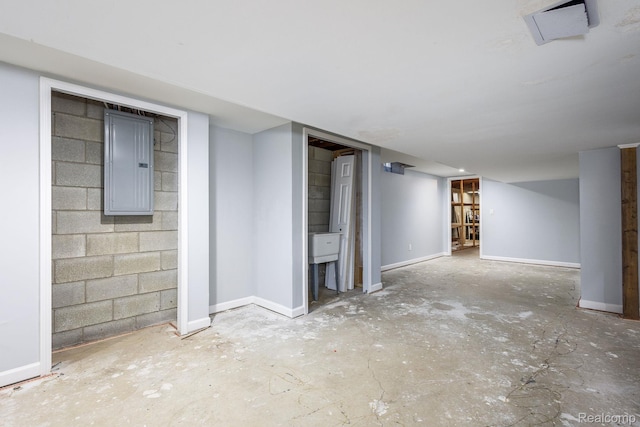 667 Heritage Ln, Rochester, MI 48309 - finished basement with electric panel and baseboards