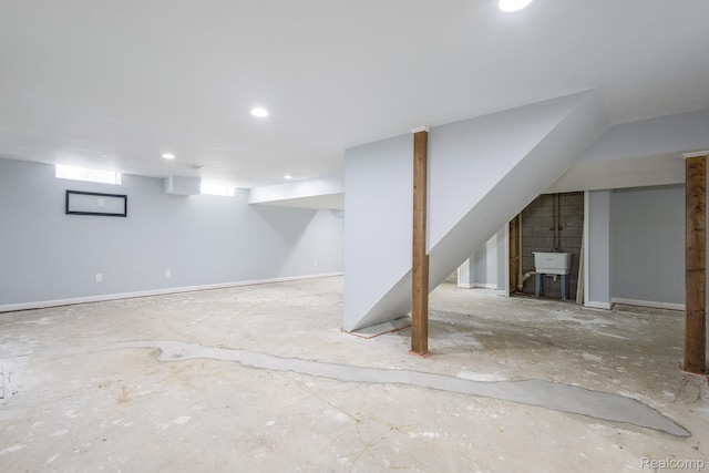 667 Heritage Ln, Rochester, MI 48309 - below grade area featuring recessed lighting