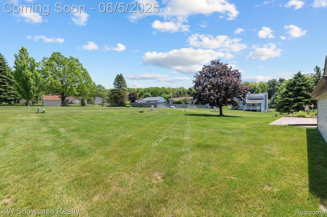 3430 Woodvalley Dr, Lapeer, MI 48446 - view of grassy yard