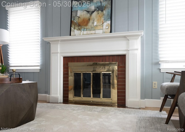 2029 Hubbell St, Dearborn, MI 48128 - detailed view of a brick fireplace