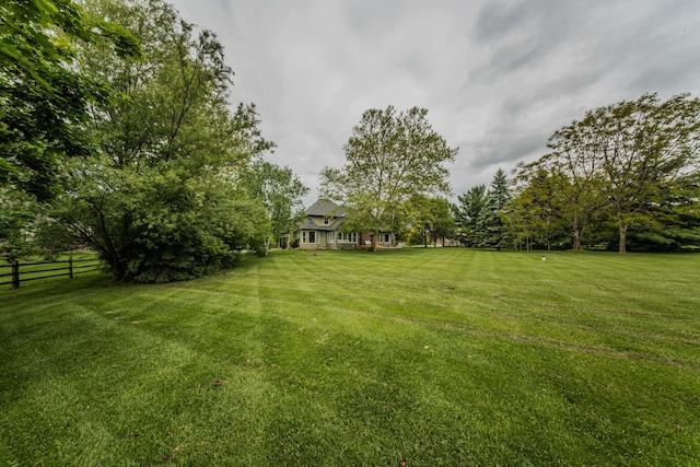 9117 Cambridge Dr, Saline, MI 48176 - view of yard