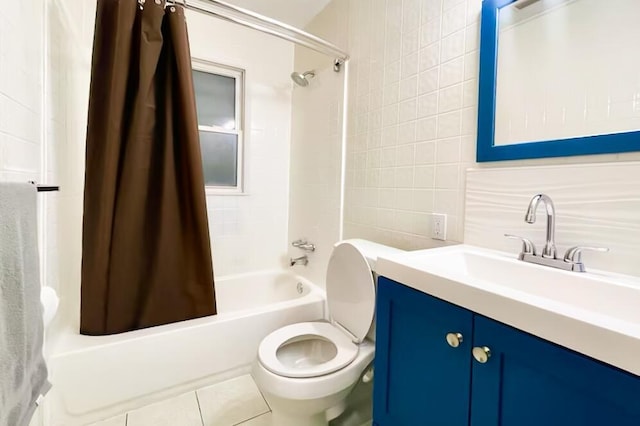 23067 Stauber Ave, Hazel Park, MI 48030 - bathroom with shower / bathtub combination with curtain, toilet, tile walls, vanity, and decorative backsplash