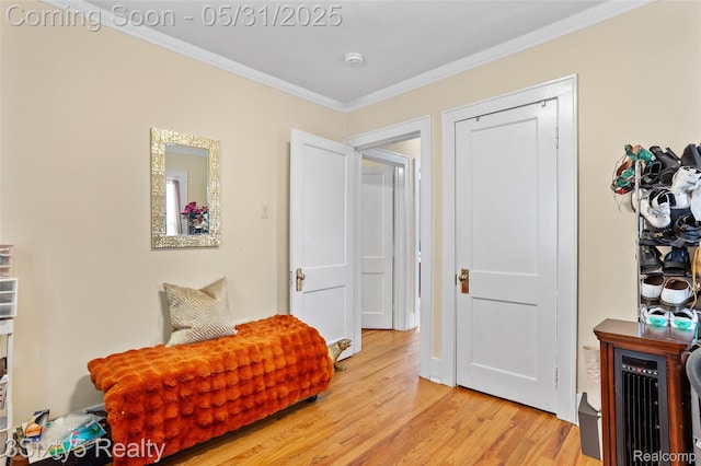6568 Balfour Ave, Allen Park, MI 48101 - sitting room featuring crown molding and light wood-style floors