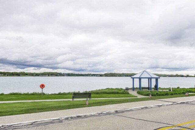 1660 River Rd Unit 52, Marysville, MI 48040 - water view