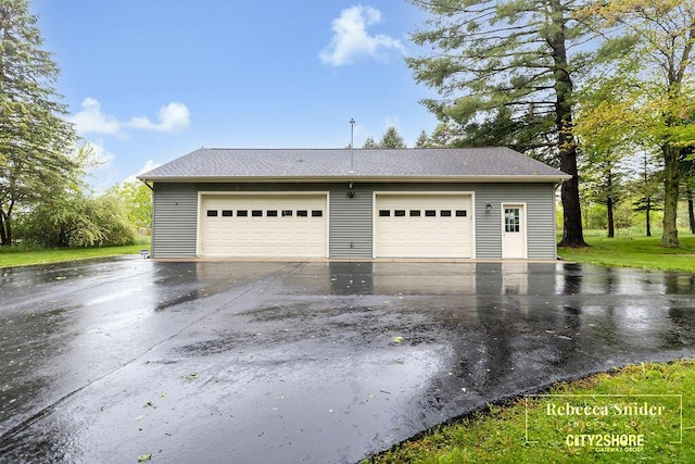 9409 Whitneyville Ave SE, Alto, MI 49302 - view of detached garage