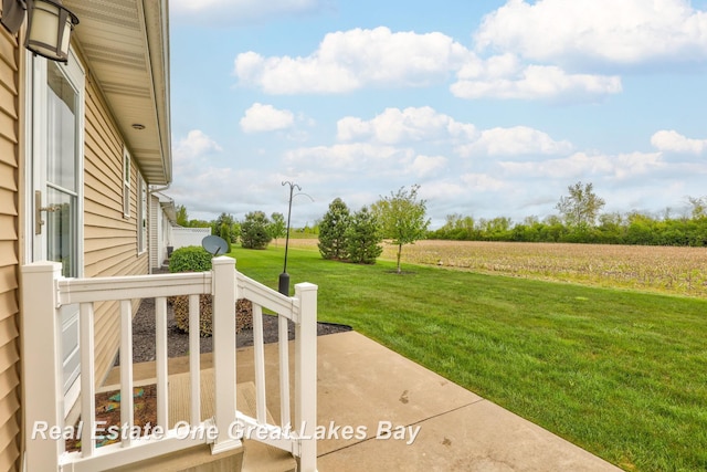 32 Tuscany Cir, Saginaw, MI 48603 - view of green lawn featuring a view of countryside and agricultural plots