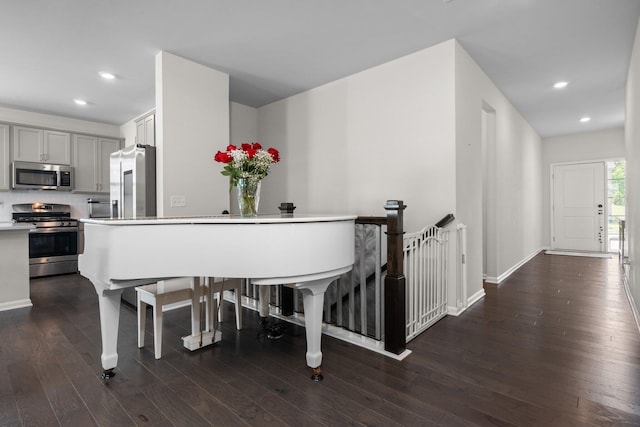 2771 Silo Dr, Saline, MI 48176 - dining room featuring dark wood finished floors, recessed lighting, and baseboards