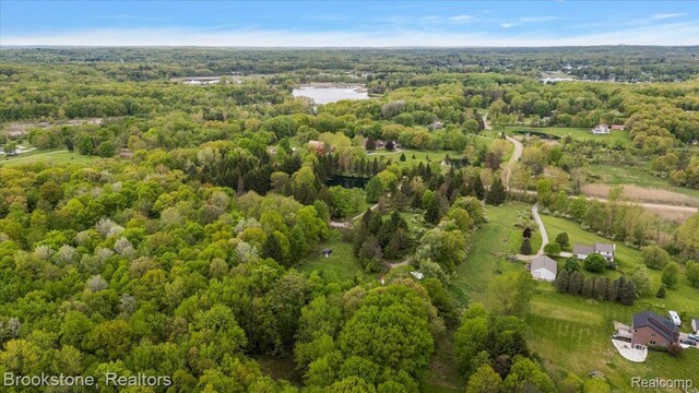 2135 S Hadley Rd, Ortonville, MI 48462
