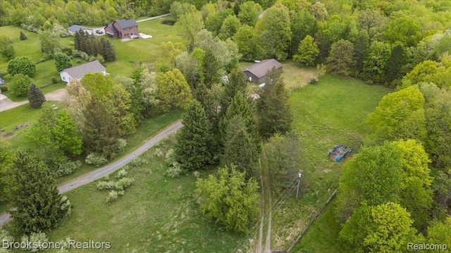 2135 S Hadley Rd, Ortonville, MI 48462