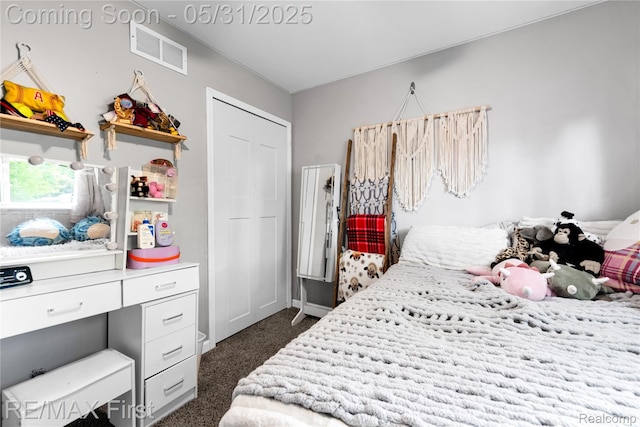 26242 Audrey Ave, Warren, MI 48091 - bedroom with dark carpet