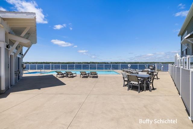 334 Terrace Point Cir Unit 33, Muskegon, MI 49440 - view of community pool