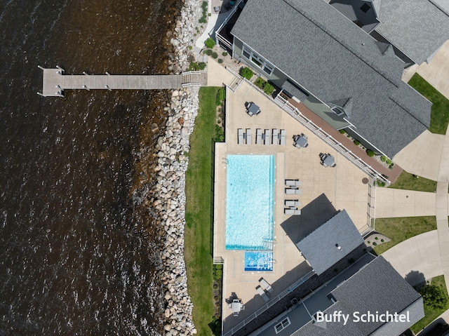 334 Terrace Point Cir Unit 33, Muskegon, MI 49440 - view of subject property featuring a pool