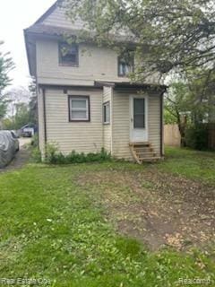 633 N Perry St, Clarkston, MI 48342 - view of back of property
