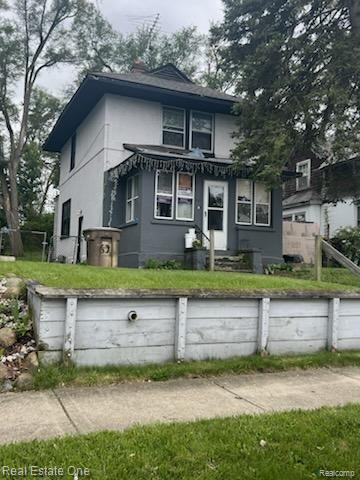 52 Whitfield St, Clarkston, MI 48342 - view of front of house