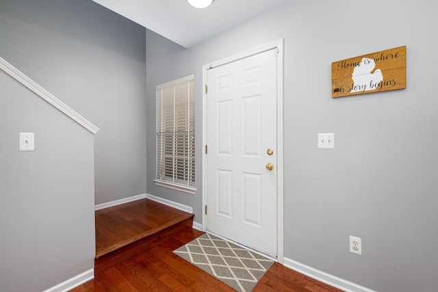 1743 Savannah Ln, Ypsilanti, MI 48198 - entryway with wood finished floors and baseboards
