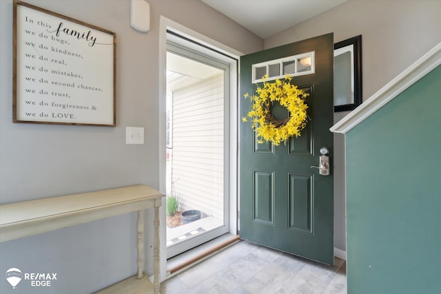 9416 Sunrise Ln, Davison, MI 48423 - view of foyer