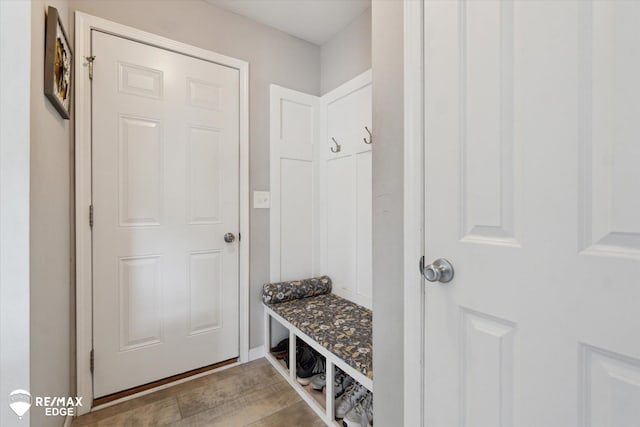 9416 Sunrise Ln, Davison, MI 48423 - mudroom with wood finished floors