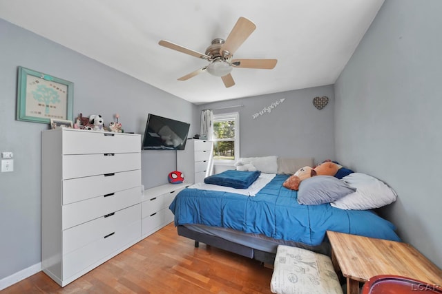 962 Vine St, Adrian, MI 49221 - bedroom featuring wood finished floors and ceiling fan