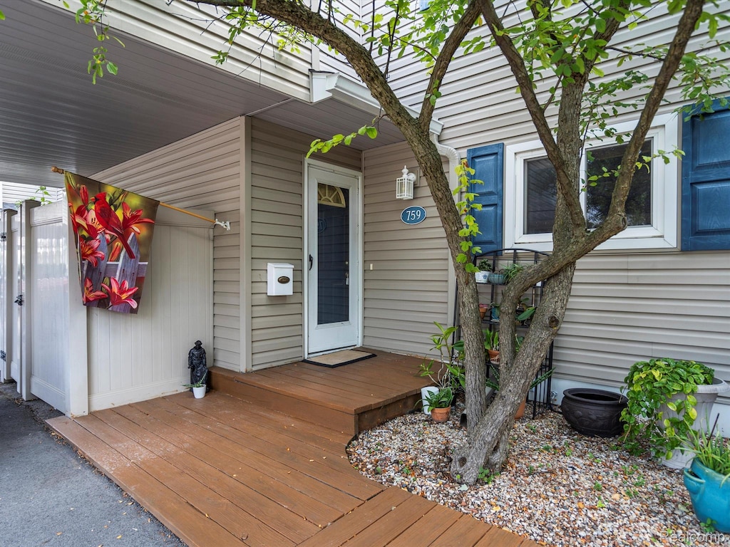 759 Kirts Blvd, Troy, MI 48084 - view of wooden terrace