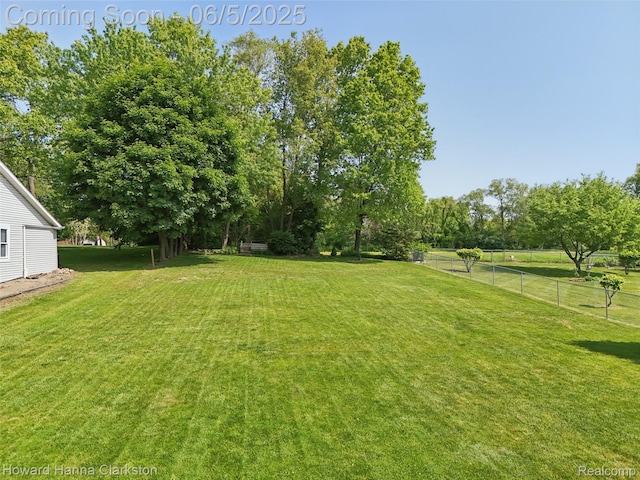 3414 Gregory Rd, Lake Orion, MI 48359 - view of yard