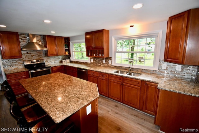 1210 Ashover Dr, Bloomfield Hills, MI 48304