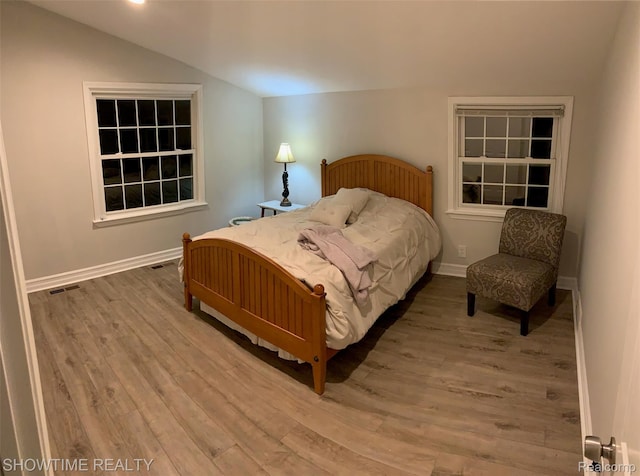 1210 Ashover Dr, Bloomfield Hills, MI 48304