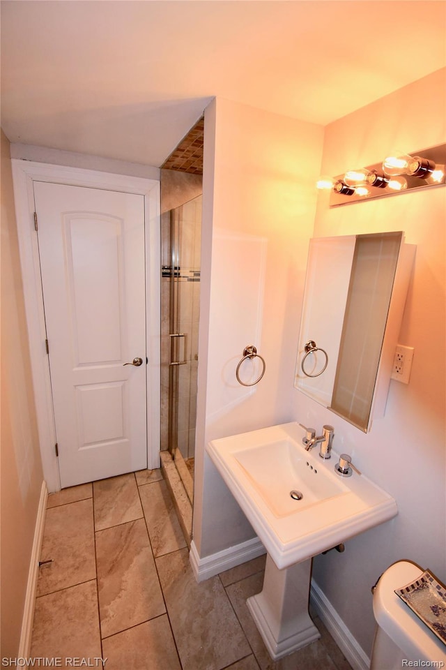 1210 Ashover Dr, Bloomfield Hills, MI 48304