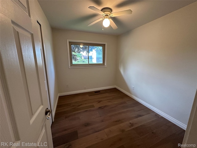 2364 Garry Dr, Troy, MI 48083 - photo 9