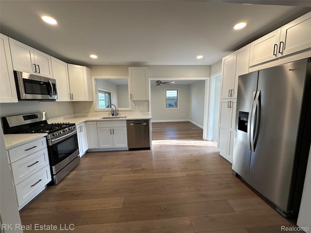 2364 Garry Dr, Troy, MI 48083 - photo 4