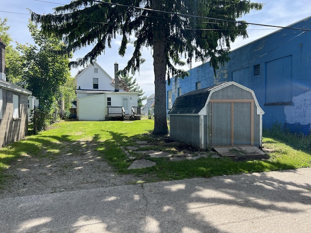911 Muskegon Ave NW, Grand Rapids, MI 49504 - view of green lawn